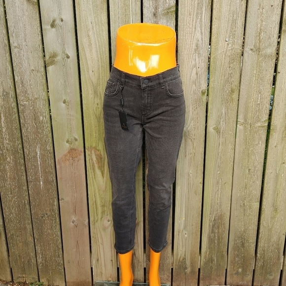 NWT Massimo Dutti Black Crop Jeans Size 2 - Picture 2 of 15